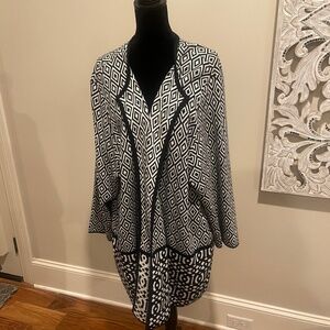 Very pretty Kasper plus size print sweater jacket.  Gently worn once.